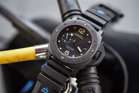 officine panerai luminor submersible|panerai luminor submersible 1950 carbotech.